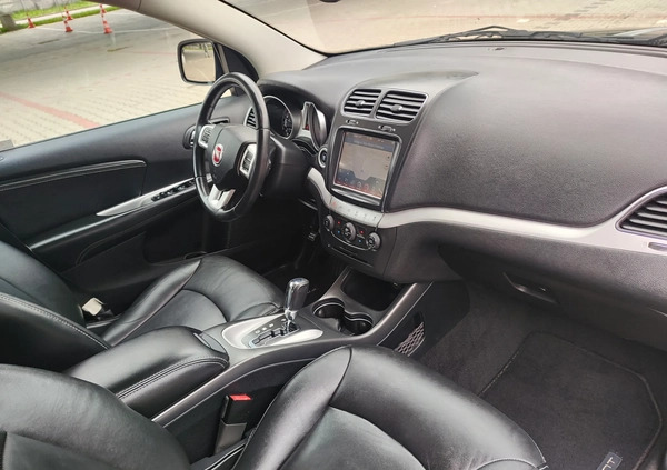 Fiat Freemont cena 44900 przebieg: 159800, rok produkcji 2012 z Staszów małe 742